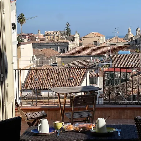 Nyaraló Attico Teatro Greco Catania